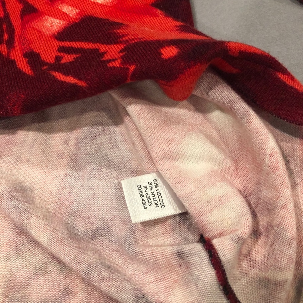 Red button up blouse - Picture 7 of 7